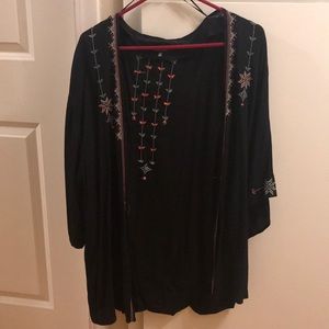 Embroidered kimono